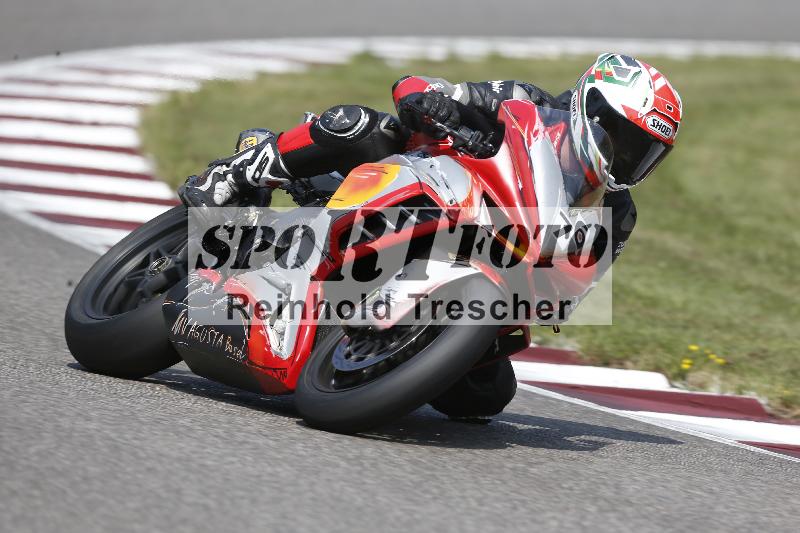 Archiv-2025/49 26.08.2025 Cornu Master School ADR/rot-rouge/76